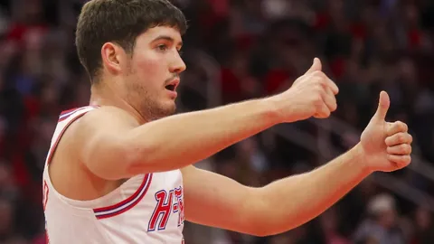 34岁王者归来！张国伟5年后再攀高峰，夺冠后谈复出：岁月无关重要——九派新闻